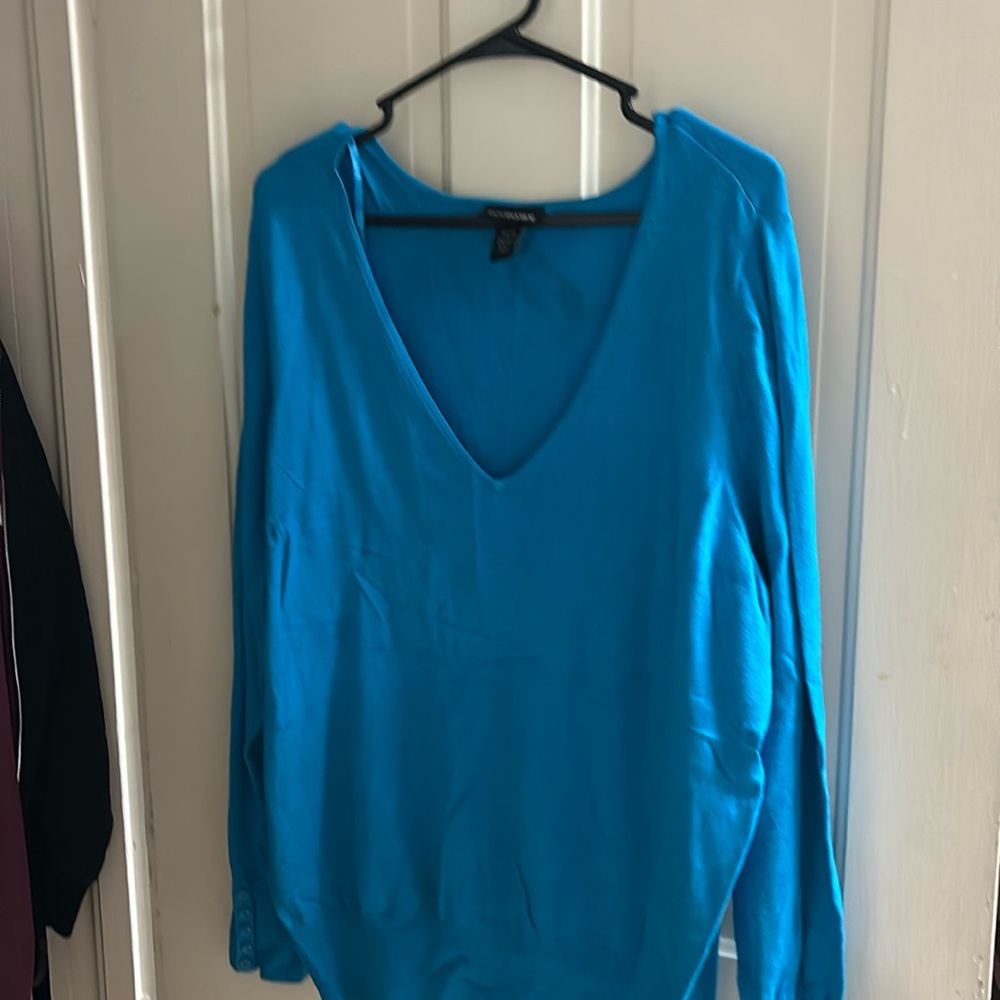 Long sleeve sweater